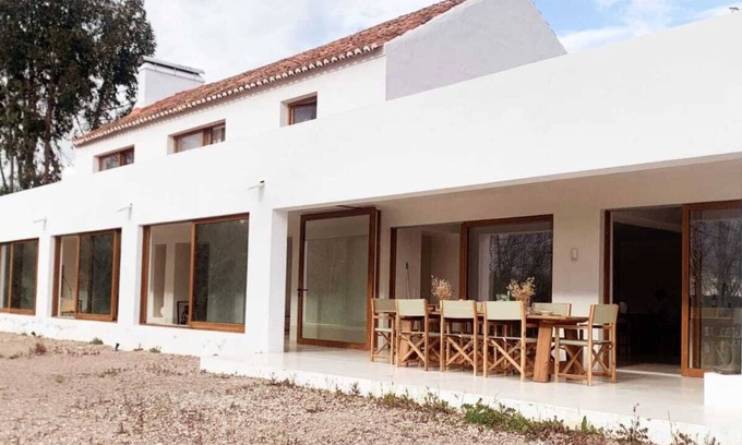 Avis House | Casa da Barragem