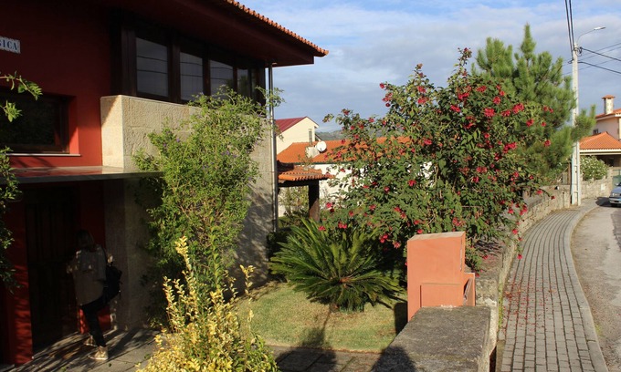 Tenoes Cottage | Casa da Bica - rustic house next to the Sanctuary of Bom Jesus