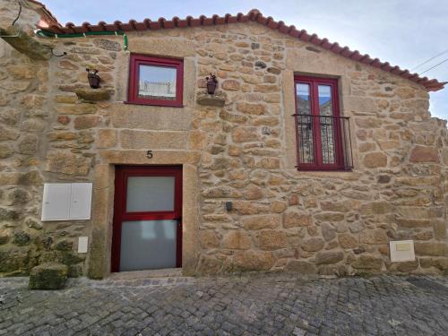 Sernancelhe House | Casa da Caleira