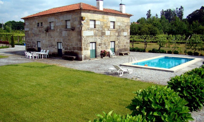 Medelo House | Casa da Eira - Fafe.
