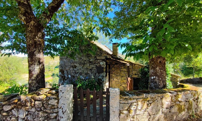 Melgaco Cottage | 'Casa da Fonte' | Nature | Trails | Branda da Aveleira