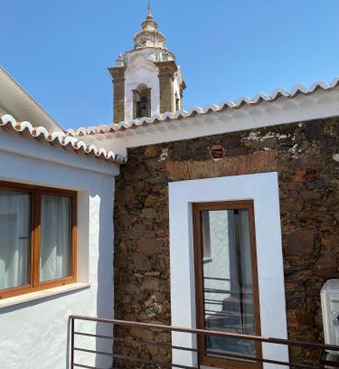 Almodovar e Graca dos Padroes Bed & Breakfast | Casa da Igrejja