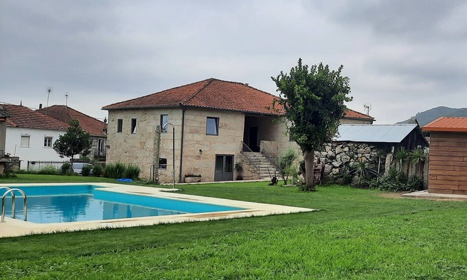 Riba de Mouro Cottage | Casa da Veiga, comfort in the countryside.