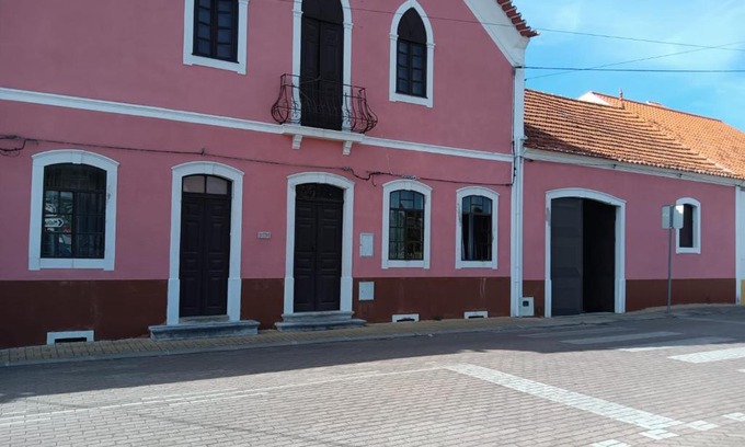 Cantanhede House | CASA DA VOVÓ CÉU - Casa de Campo Gandaresa - Country House, entre COIMBRA e AVEIRO, a 15 minutos carro Praia Mira - Quintal com piscina insuflável