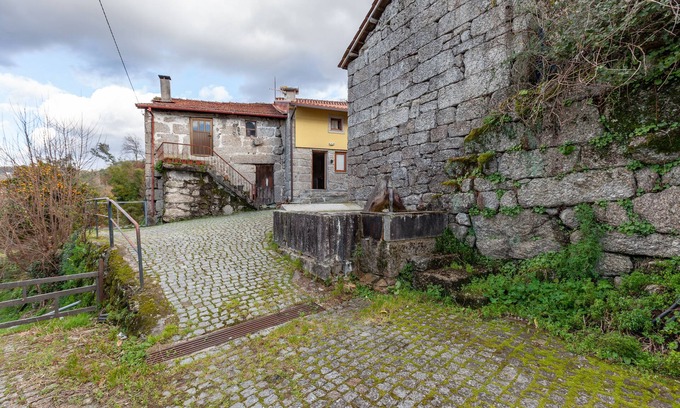 Canicada Cottage | Casa das Bonecas