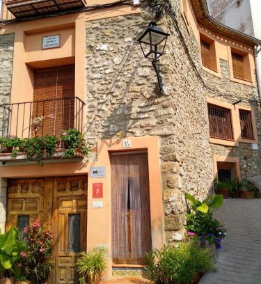 Pavias House | Casa de Amparo y José Manuel en Pavias