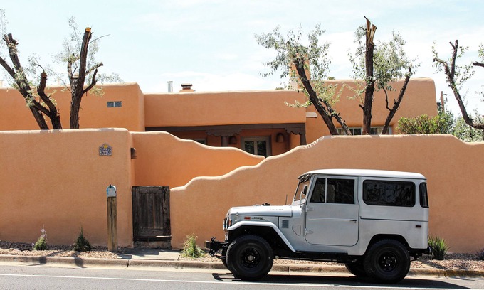 Northeast Santa Fe House | "Casa de Artist" Charming Downtown Adobe Home. Heart of SantaFe Walk to Plaza