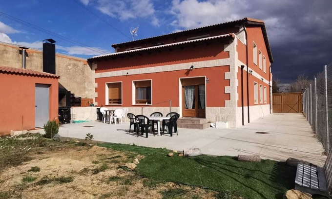 Vadocondes Ski Chalet | Casa de Artistas, Ideal Familias