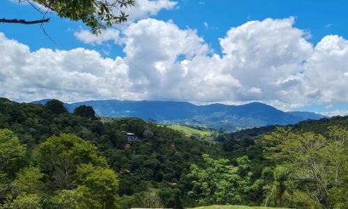 Sapucai-Mirim House | Casa de Campo aconchegante, com lareira interna