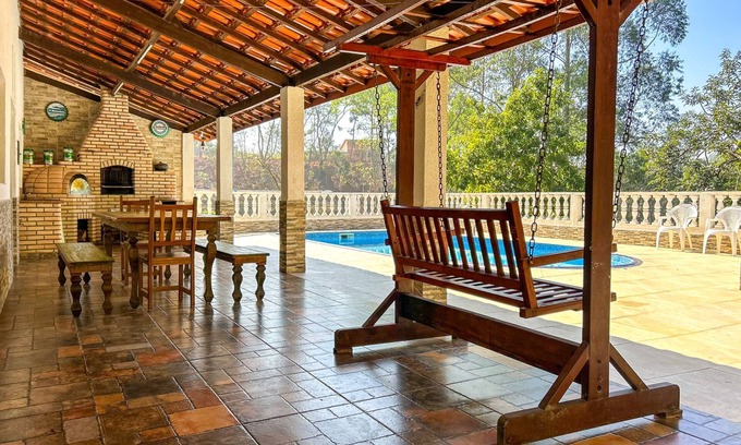 Itapevi House | Casa de Campo com Wi-fi Piscina e Churrasqueira
