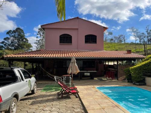 Chacara House | Casa de campo Domeni rustica e próximo a cidade de Juiz de Fora MG