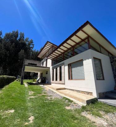 Ubate House | Casa de Campo Moderna Ubaté - Sector La Laja