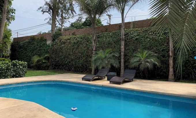 Pachacamac House | Casa de campo Pachacamac, piscina, parrilla totalmente equipada.