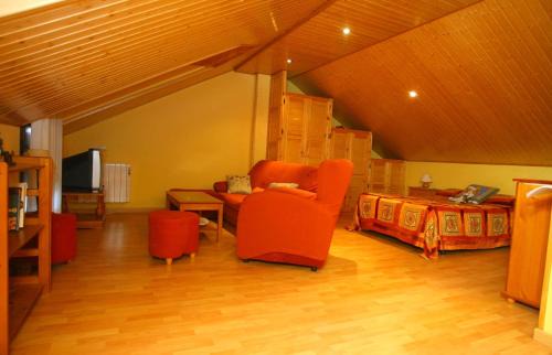San Cristobal de Valdueza House | Casa de Abril 1