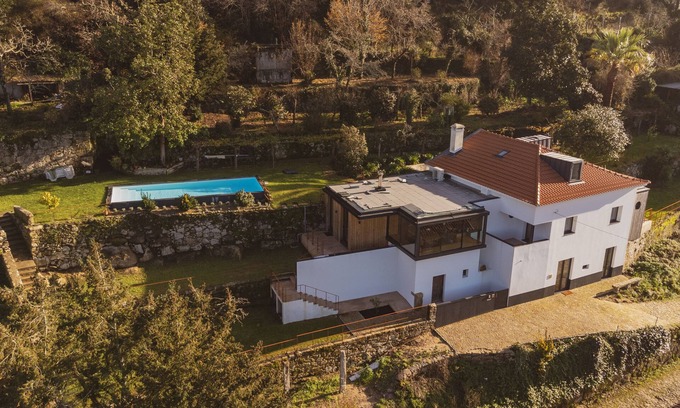 Lanhelas House | Casa de Férias com Piscina e Vista Fantástica