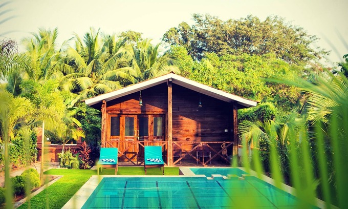 Parra Villa | Casa De Ganglas - Private Villa with Swimming Pool