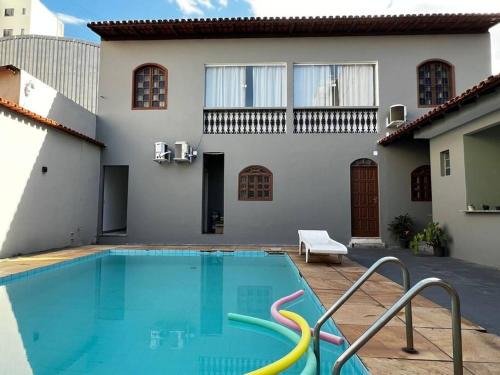 Jardim Camburi Apartment | Casa de Hóspedes 2Q até 6 pessoas 100m Praia e entrada independente