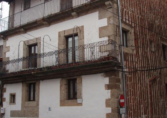 Candelario House | Casa de la Cigüeña