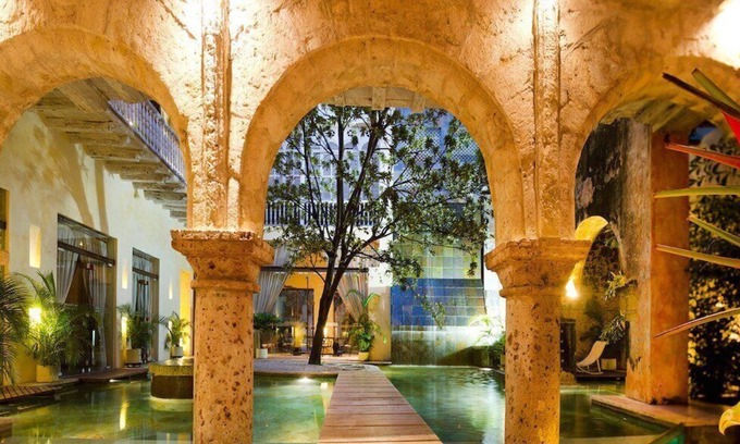 Centro House | Casa De Los Reyes 15bedroom 15000 Sqft Ciudad Amurallada Top Location Luxpool