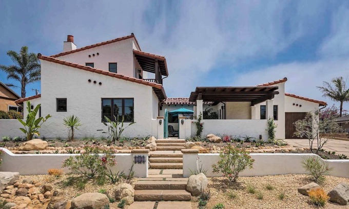 West Mesa House | Casa de Lujo - Spanish Seaside Retreat