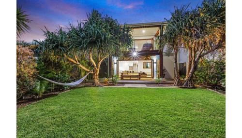 Casuarina House | Casa De Palmeras