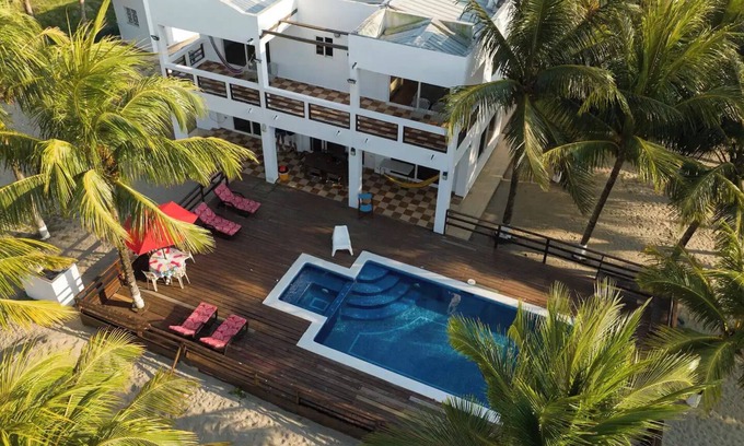 Barrio El Paraiso Villa | Casa de Playa Tela, San Juan del Mar