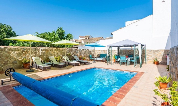 Encinas Reales Villa | Casa de Royal Oaks Encinas Reales by Ruralidays
