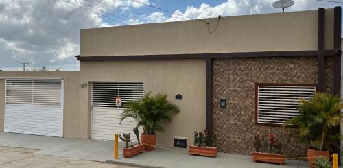 Piranhas House | Casa de temporada da vó zelina