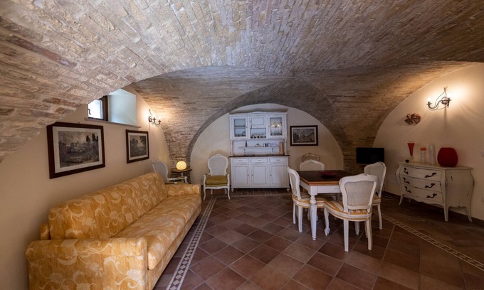 Casenuove House | Casa del 600 Rossana