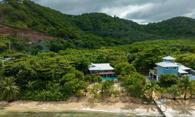 Camp Bay House | Casa Del Alma Beachfront Home in Camp Bay