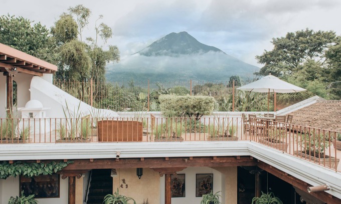 Santa Ana House | Casa Del Calvario, 3BR Villa in Antigua Guatemala