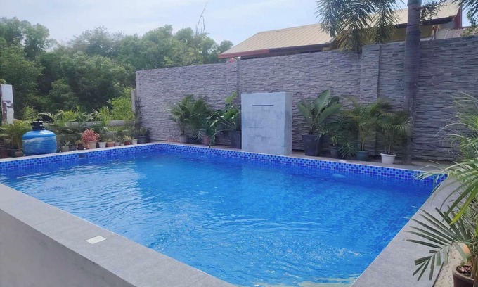 Aringay House | Casa Del Chen - Tranquil Beach Retreat in Aringay