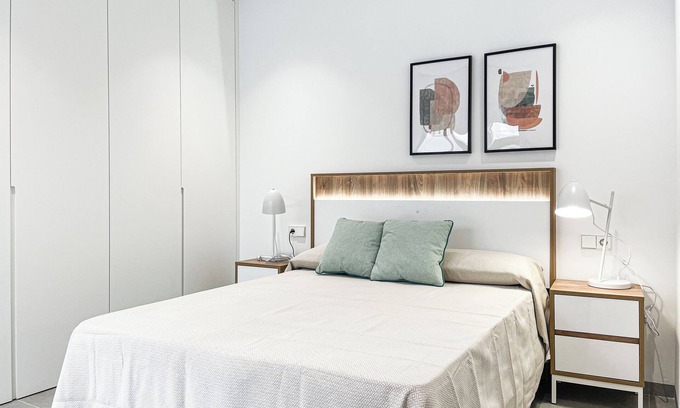 Los Imbernones Apartment | Casa del Rayo de Sol - a home full of sun shine!