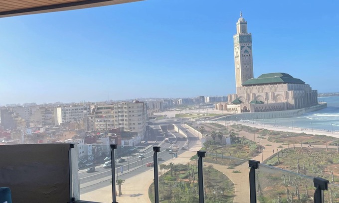 SOUR JDID Apartment | Casa Del Mar - Amazing Sea & Mosque views