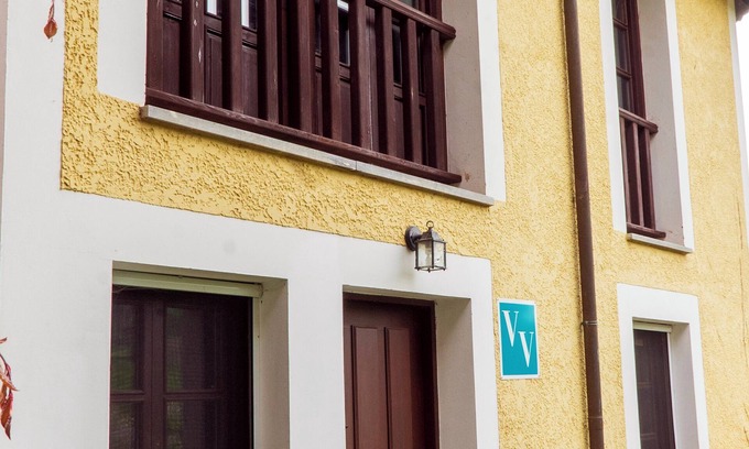 Porrua House | Casa del Sur. holiday home with garden in Llanes.