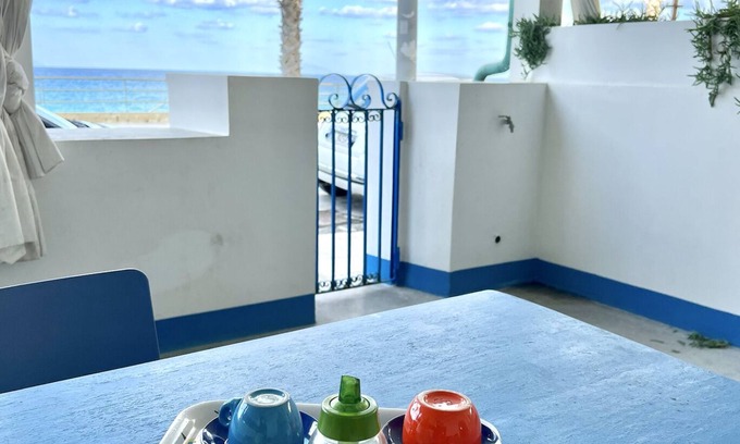 Capo d'Orlando House | Casa della Ghiacciaia: beautiful seafront fisherman's house in Capo d'Orlando