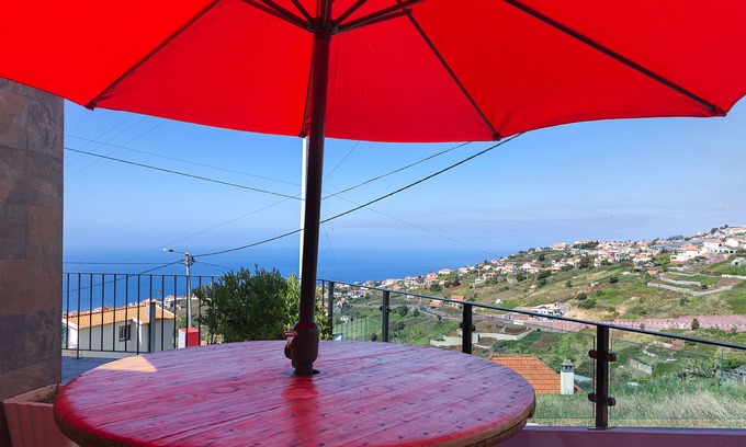 Canhas House | Casa do Serrado, homely feeling