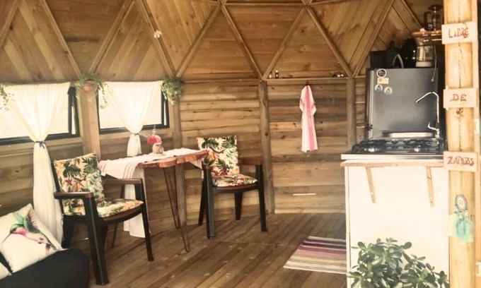El Penol Cabin | Casa Domo Frente al Lago