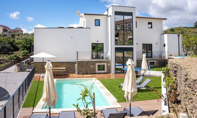 Bomfim House | Casa Dona Edite Guesthouse Douro