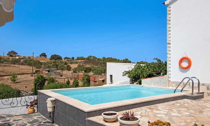 Martim Longo Villa | Casa dos Jotas