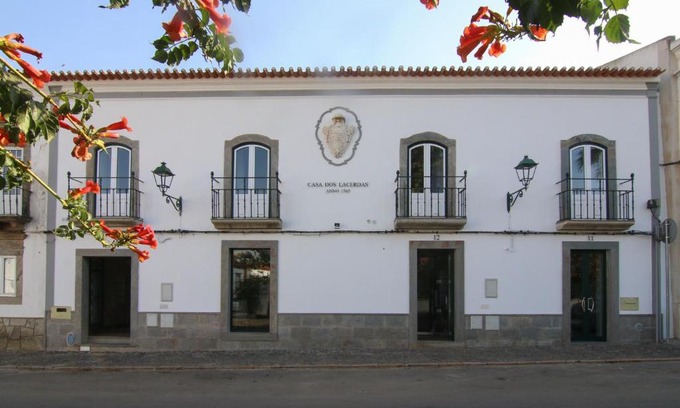 Mourao House | Casa dos Lacerdas