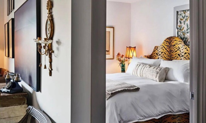 Vickery Place House | Casa Duro - Marcia - One Bed, Two Bath, Private Dining Room