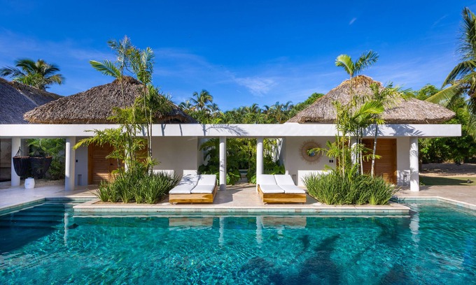 Los Naranjos Villa | Casa Edén by Luxe Haus™ – Butlered Villa, Staff, Pool, Jacuzzi, Golf Carts