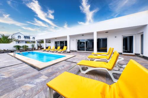 Charco del Palo House | Casa Eden - Naturist area, Private Pool and BBQ By Lanzarote Vacation Homes