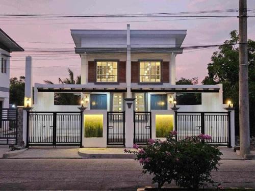 Malolos City Apartment | Casa Editha Malolos