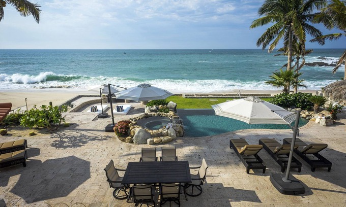 Rancho Cerro Colorado Villa | Casa Edwards Too Beach Front - Exclusive beach at Palmilla Sur, 5 bedrooms Villa