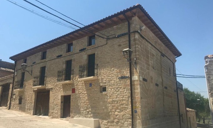 Torres del Rio House | CASA EGIPCIA Preciosa casa centenaria en el Camino de Santiago
