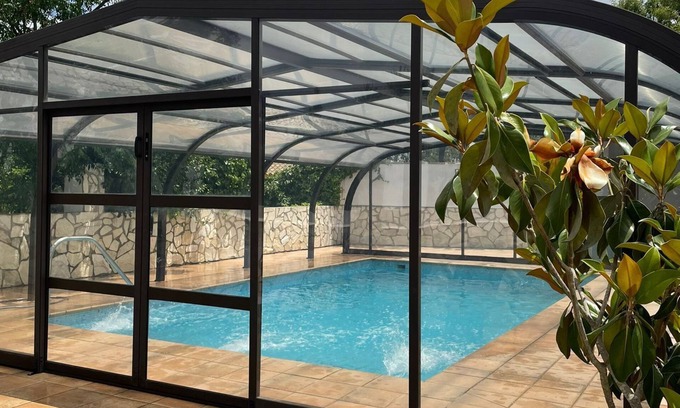 Los Franceses-la Vega Ski Chalet | Casa El Pitijopo with indoor pool