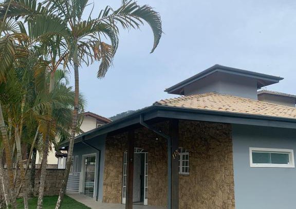 Horto Villa | Casa em condomínio particular ( 14 pessoas )