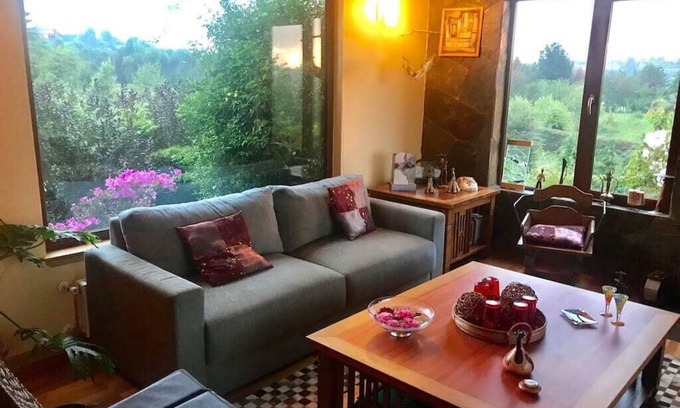 Puerto Varas House | Casa en Altura con Vistas al Lago, Campo y Ciudad Para 9 Personas